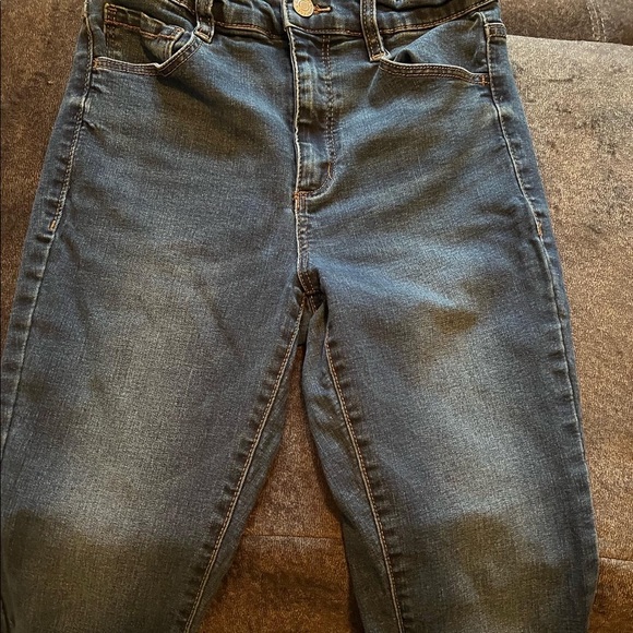 Brand new mom jeans size 5 & 3 pairs used skinny jeans size 5 & joggers s - Picture 5 of 6